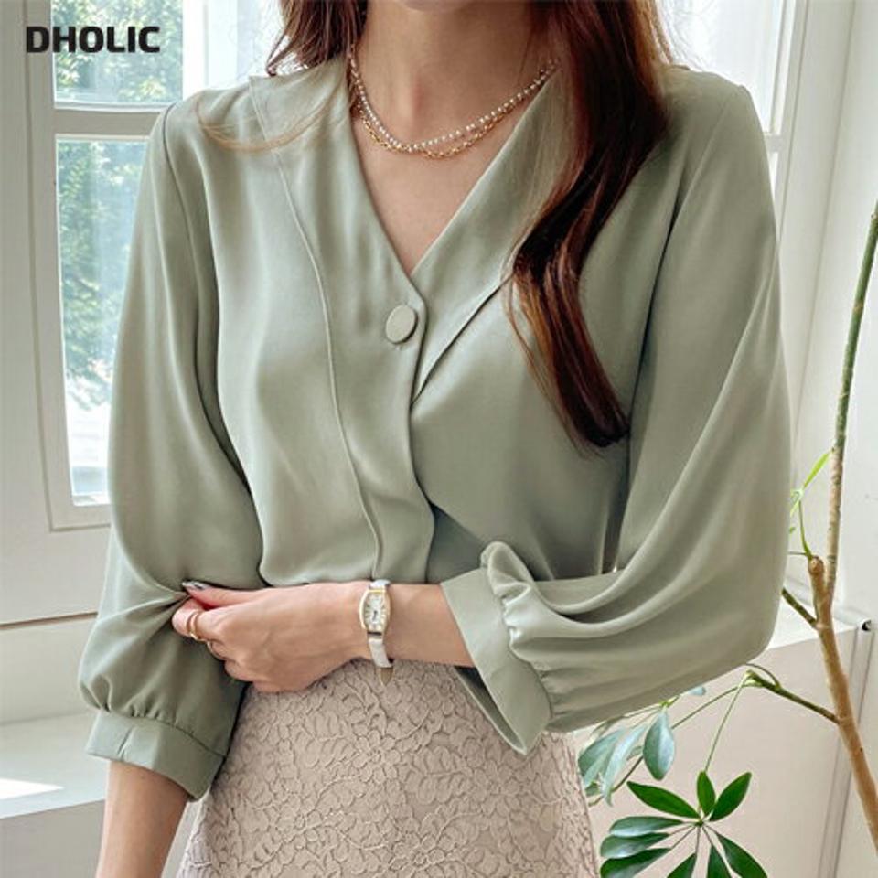 Vネックボタンブラウス・t01030 レディース 【bl】ブラウス トップス 長袖 単色 無地 シンプル ベーシック Vネック 鎖骨 デコルテ オフィスカジュアル 春 夏 フェミニン パステル 上品 きれいめ 大人 黄緑 韓国ファッション ハイホリHIHOLLI