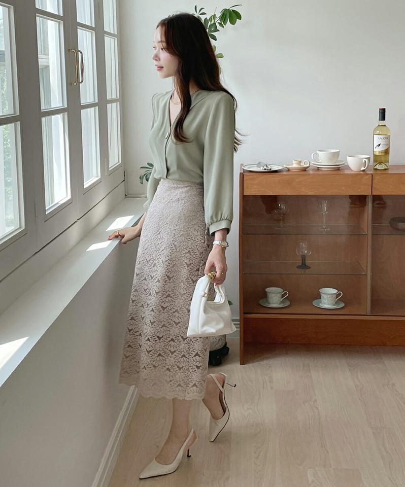 Vネックボタンブラウス・t01030 レディース 【bl】ブラウス トップス 長袖 単色 無地 シンプル ベーシック Vネック 鎖骨 デコルテ オフィスカジュアル 春 夏 フェミニン パステル 上品 きれいめ 大人 黄緑 韓国ファッション ハイホリHIHOLLI