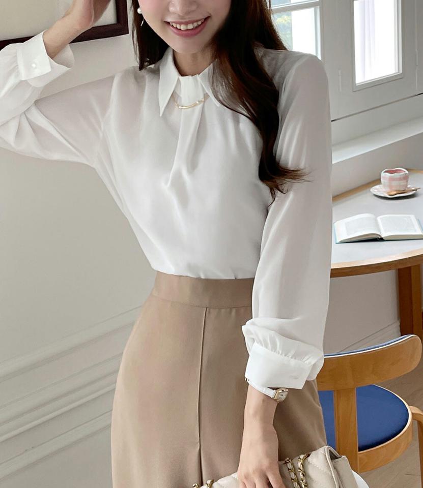 ネックレス付カラーブラウス・t01071 レディース 【bl】ブラウス トップス 長袖 単色 無地 シンプル ベーシック 襟 襟コン タック ネックレス付き オフィスカジュアル 秋 冬 フェミニン 大人 シック 白 ホワイト 韓国ファッション HIHOLLI