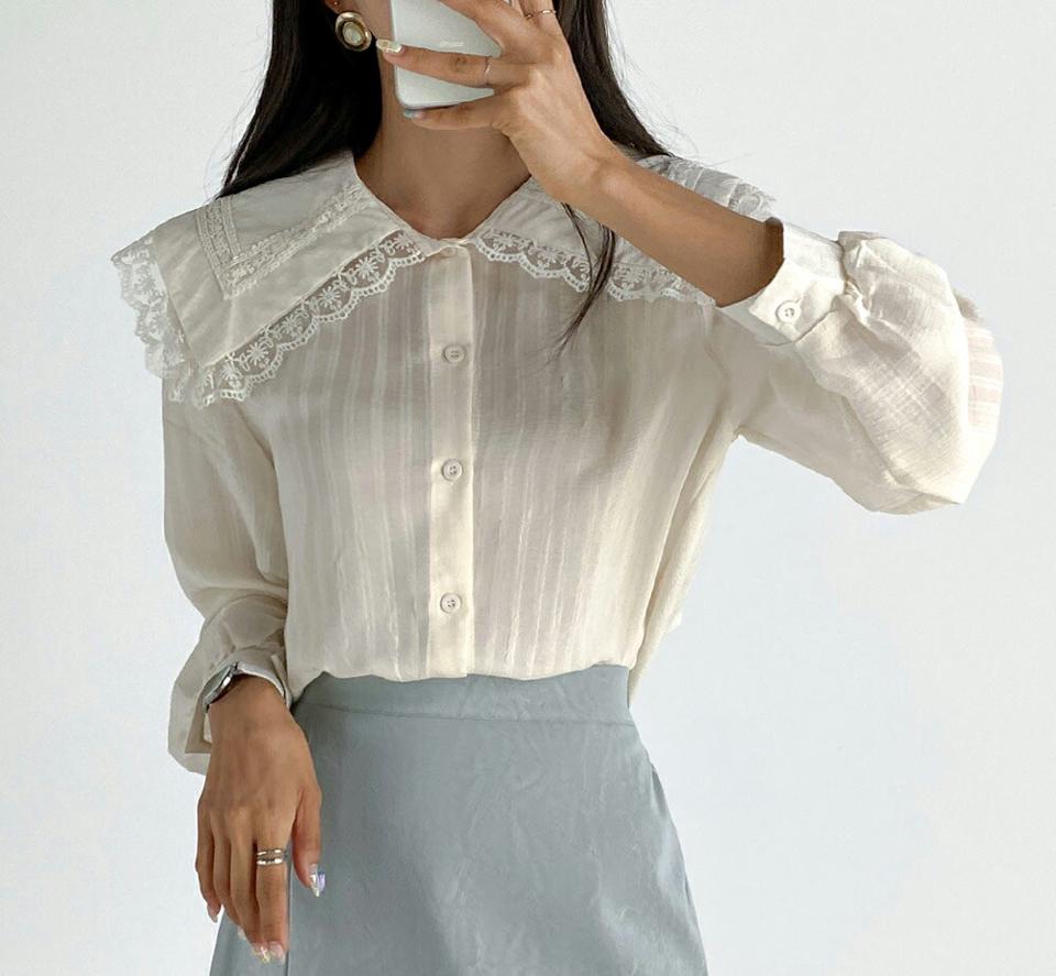 レースビッグカラーブラウス・t68477 レディース 【bl】トップス ブラウス 長袖 大きい襟 襟コン ガーリー レース 単色 無地 白 ホワイト かわいい 可愛い ボタン 透け感 セーラーカラー 春 秋 韓国ファッション