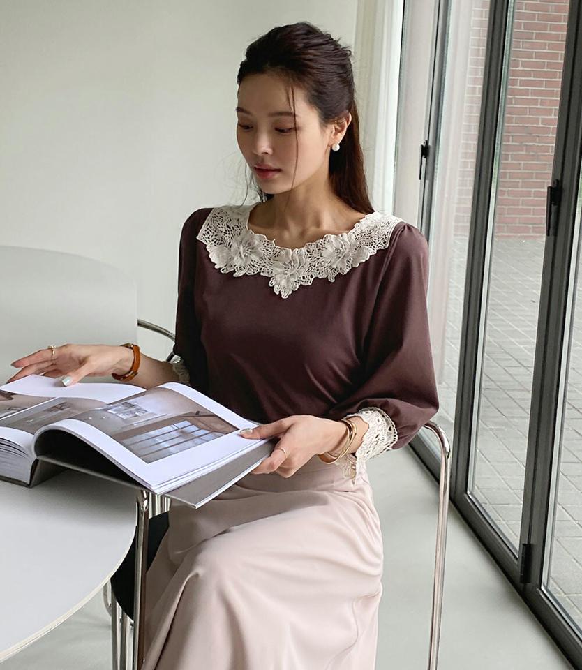 レースポイントTシャツ・b72595 レディース 【tops】トップス 7分袖 七分袖 Tシャツ 柄 模様 レース 襟コン 襟 パフ ダイヤモンドネック 鎖骨 デコルテ 秋 春 フェミニン 上品 高級感 茶色 ブラウン 韓国ファッション ハイホリHIHOLLI