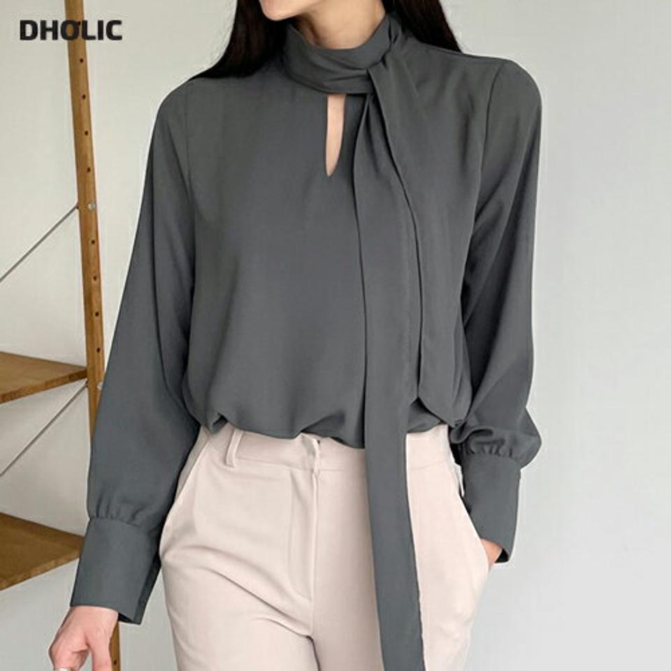 リボンハーフネックブラウス・t72605 レディース 【bl】ブラウス トップス 長袖 ハーフネック スリット カフス リボン りぼん ボウタイ 単色 無地 シンプル ベーシック 秋 冬 フェミニン オフィスカジュアル 灰色 韓国ファッション ハイホリHIHOLLI