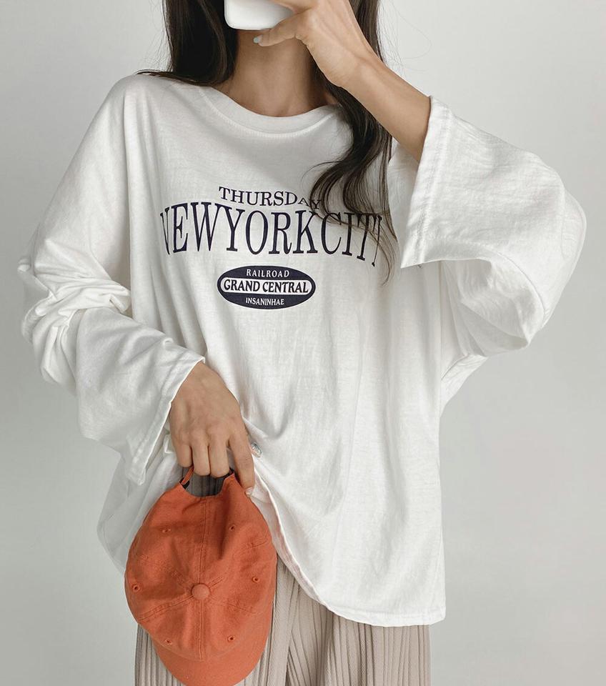 NEWYORKCITYボクシーTシャツ・t01663 レディース 【tops】トップス Tシャツ 長袖 ロンT ロゴ レタリング カジュアル ラウンドネック ラフ ゆったり ルーズ ワンマイルウェア ドロップショルダー ワイドスリーブ 春 秋 韓国ファッション