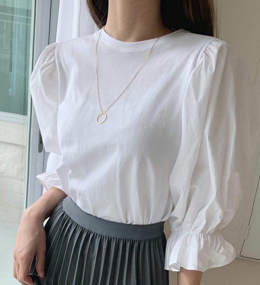 キャンディースリーブTシャツ・b47702 レディース 【tops】トップス Tシャツ 七分袖 7分袖 単色 無地 シンプル ベーシック キャンディースリーブ パフ袖 パフスリーブ 春 秋 フェミニン キュート ベージュ ボリュームスリーブ 韓国ファッション HIHOLLI