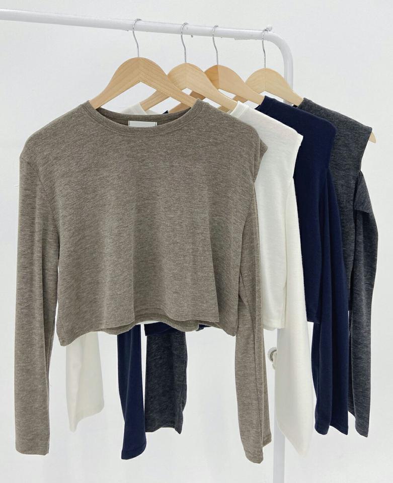 スリットスリーブTシャツ・t03246 レディース 【tops】トップス Tシャツ 長袖 カットアウト 肌見せ 露出 スリット 袖コン 単色 無地 カジュアル ユニーク ラウンドネック 大人 白T 綿 春 秋 韓国ファッション 人気