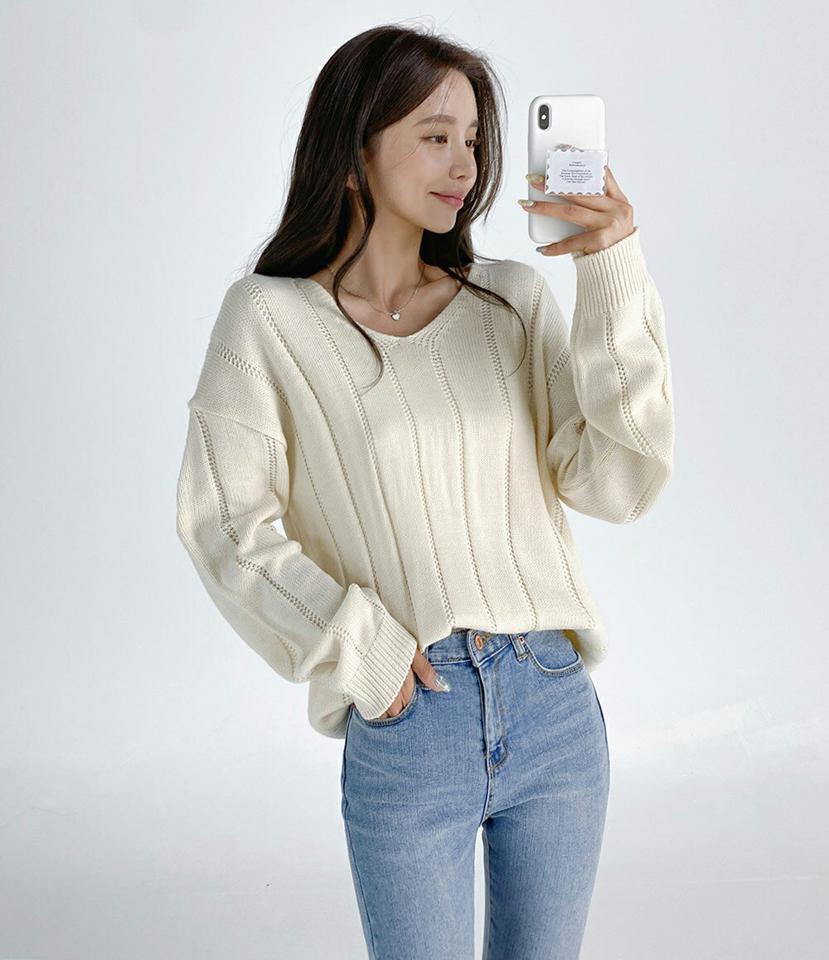 【10%OFF】Vネックルーズワイドリブニット・t03250 レディース 【tops】トップス ニット 年上 長袖 Vネック ルーズ 単色 無地 シンプル カジュアル ベーシック ドロップショルダー ラフ 大人 カラーニット パープル クリスマス 緑 紫 春 秋 韓国ファッション 人気 旬セール