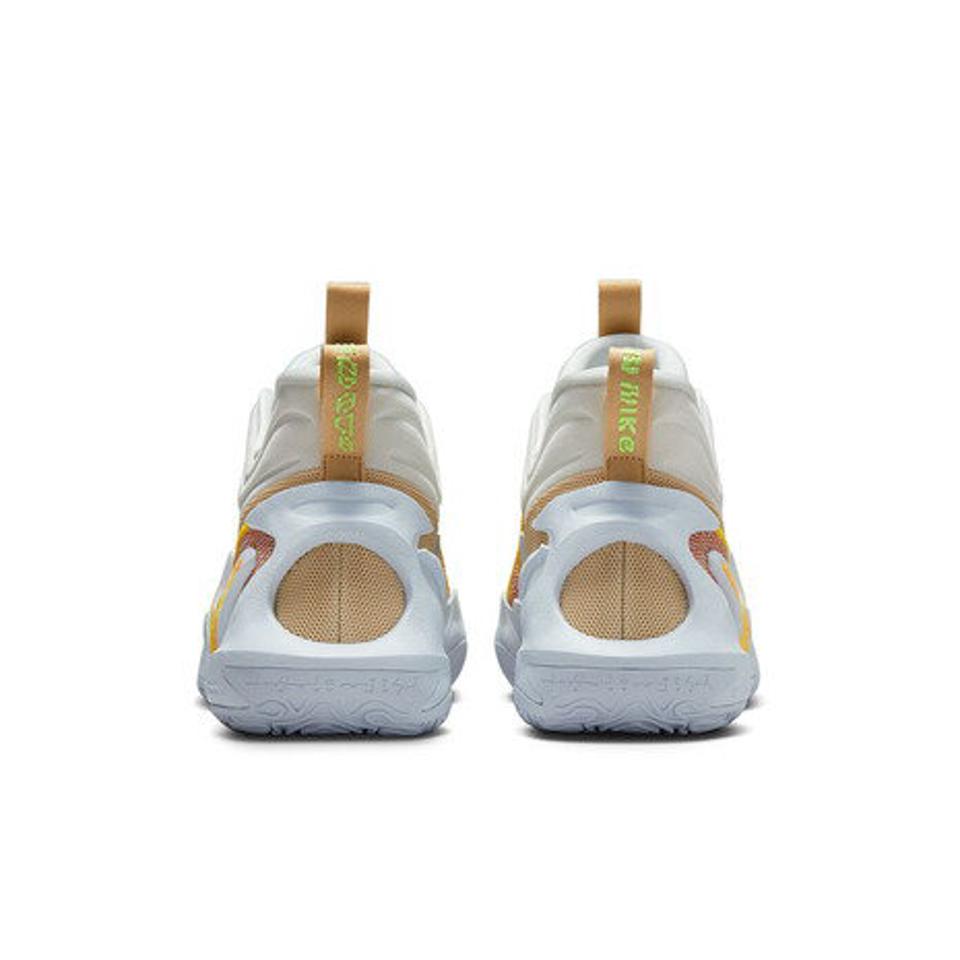 ナイキ（NIKE） バスケットシューズ バッシュ コズミック ユニティ 2 DH1537-101 （メンズ）