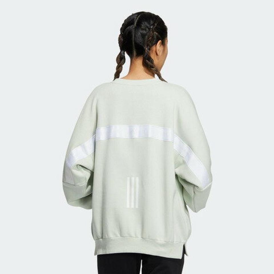 アディダス(adidas) ワーディング オーバーサイズフィット フリーススウェットシャツ CK591-HM2810 (レディース)