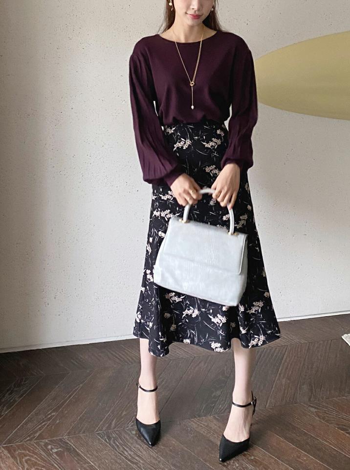 プリーツバルーンスリーブニット・b01049 レディース 【tops】ニット 長袖 プリーツ 単色 バルーン 秋 冬 フェミニン 大人 可愛い 白 アイボリー ホワイト 上品 カラーニット ボリュームスリーブ 韓国ファッション HIHOLLI 年上 人気
