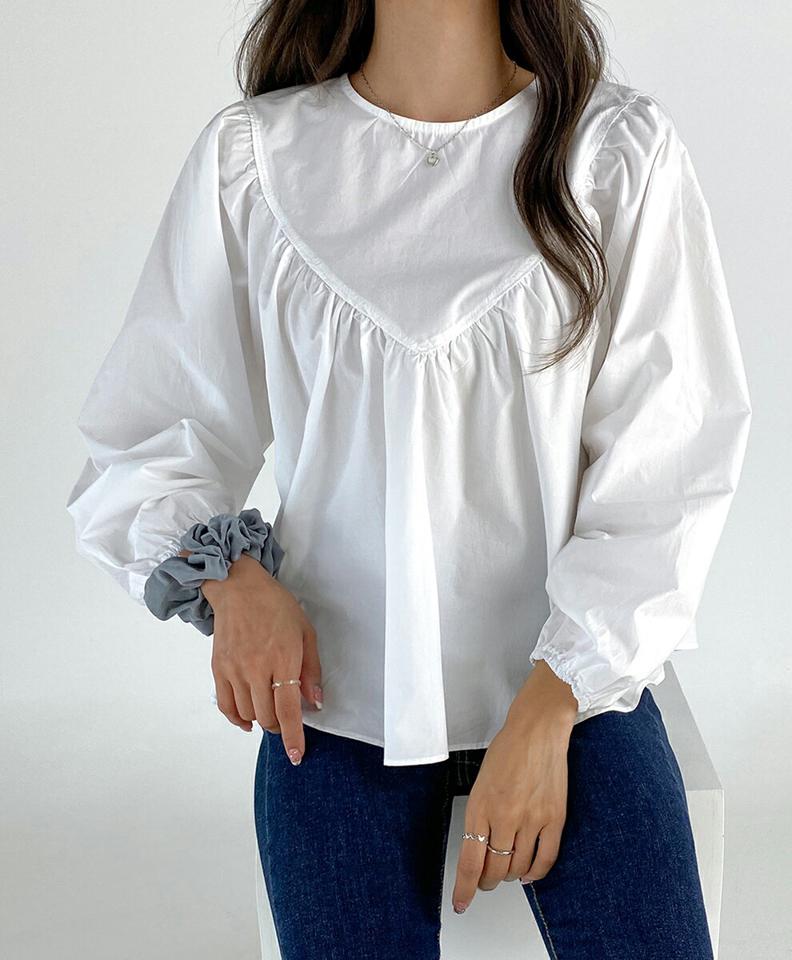 Vギャザールーズブラウス・b01213 レディース 【bl】トップス ブラウス 長袖 ギャザー 単色 無地 フェミニン ラウンドネック 白ブラウス ホワイト 大人 お腹カバー 体型カバー かわいい フレアトップス インしない ボリューム袖 春 秋 韓国ファッション