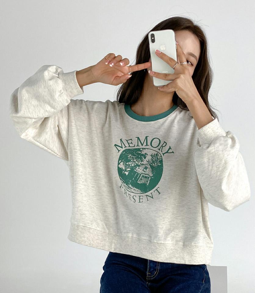 MEMORY配色スウェット・t01188 レディース 【tops】トップス スウェット トレーナー 長袖 ロゴ レタリング 配色 カジュアル 大人 クロップド丈 ラウンドネック ドロップショルダー 春 秋 韓国ファッション