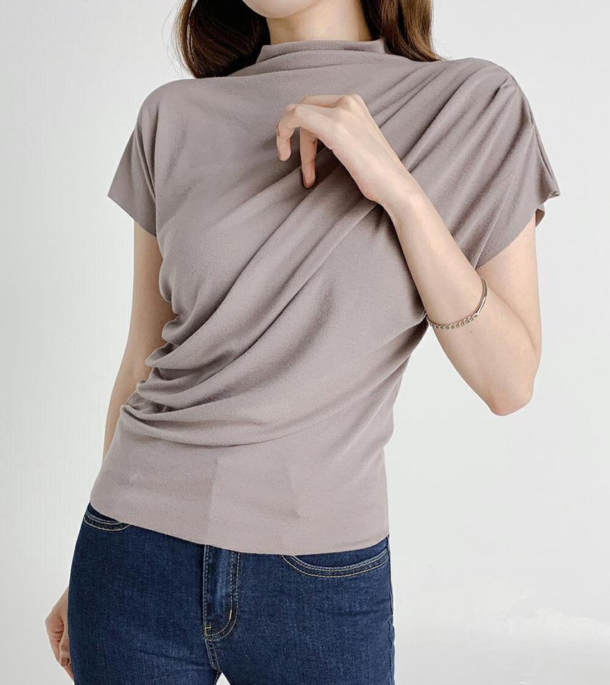 ギャザーハーフネックTシャツ・t67167 レディース 【tops】トップス Tシャツ 半袖 ギャザー ハーフネック 単色 無地 シンプル 大人 上品 きれいめ ユニーク フレンチスリーブ ショートスリーブ 春 夏 韓国ファッション
