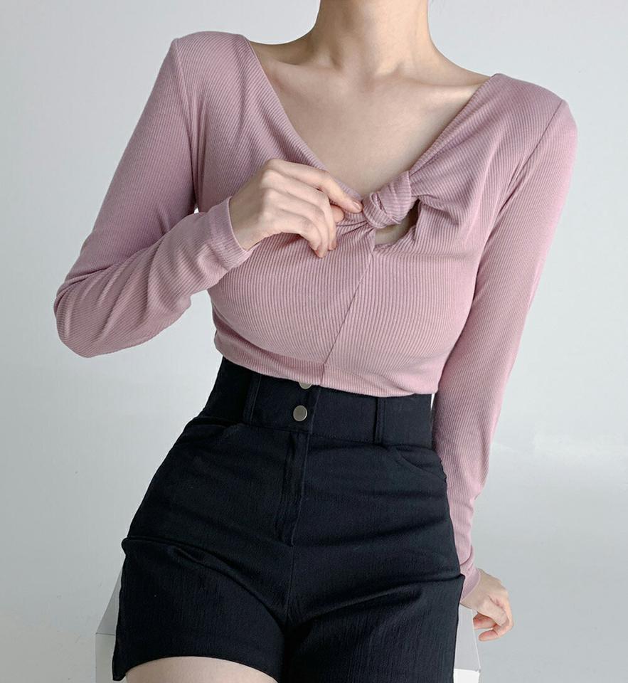 ノットリブTシャツ・t67172 レディース 【tops】トップス Tシャツ 長袖 リブ ピンク ツイスト カットアウト セクシー 露出 肌見せ デコルテ 鎖骨 カジュアル 大人 クロップド丈 春 秋 ワンホン 韓国ファッション