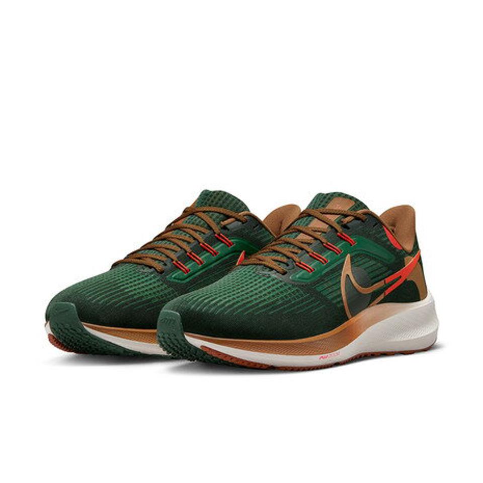 【10％オフクーポン 9/15まで】ナイキ（NIKE） エア ズーム ペガサス 39 A.I.R. ホラ ルー グリーン 緑 DO9500-300 ランニング ジョギングシューズ トレーニング 陸上 スニーカー （メンズ）