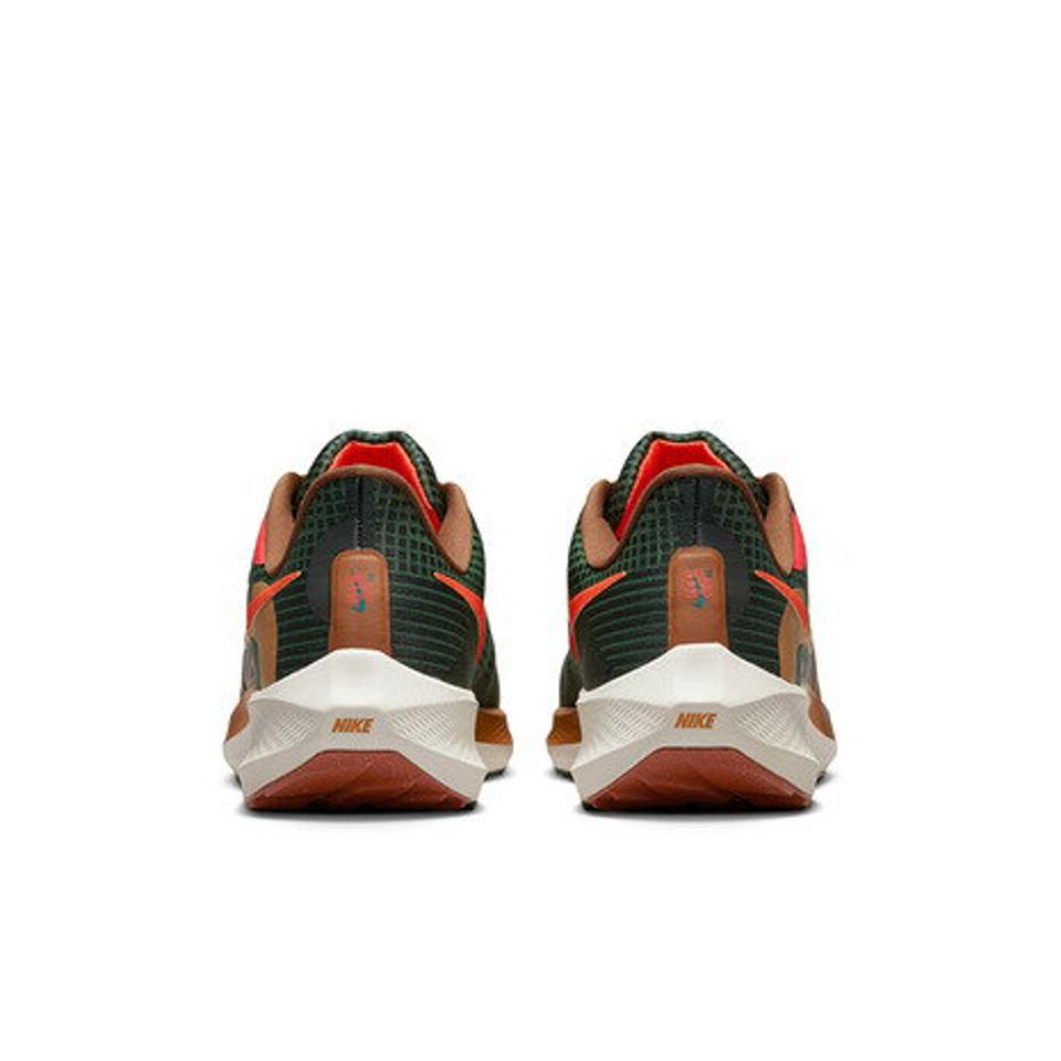 【10％オフクーポン 9/15まで】ナイキ（NIKE） エア ズーム ペガサス 39 A.I.R. ホラ ルー グリーン 緑 DO9500-300 ランニング ジョギングシューズ トレーニング 陸上 スニーカー （メンズ）