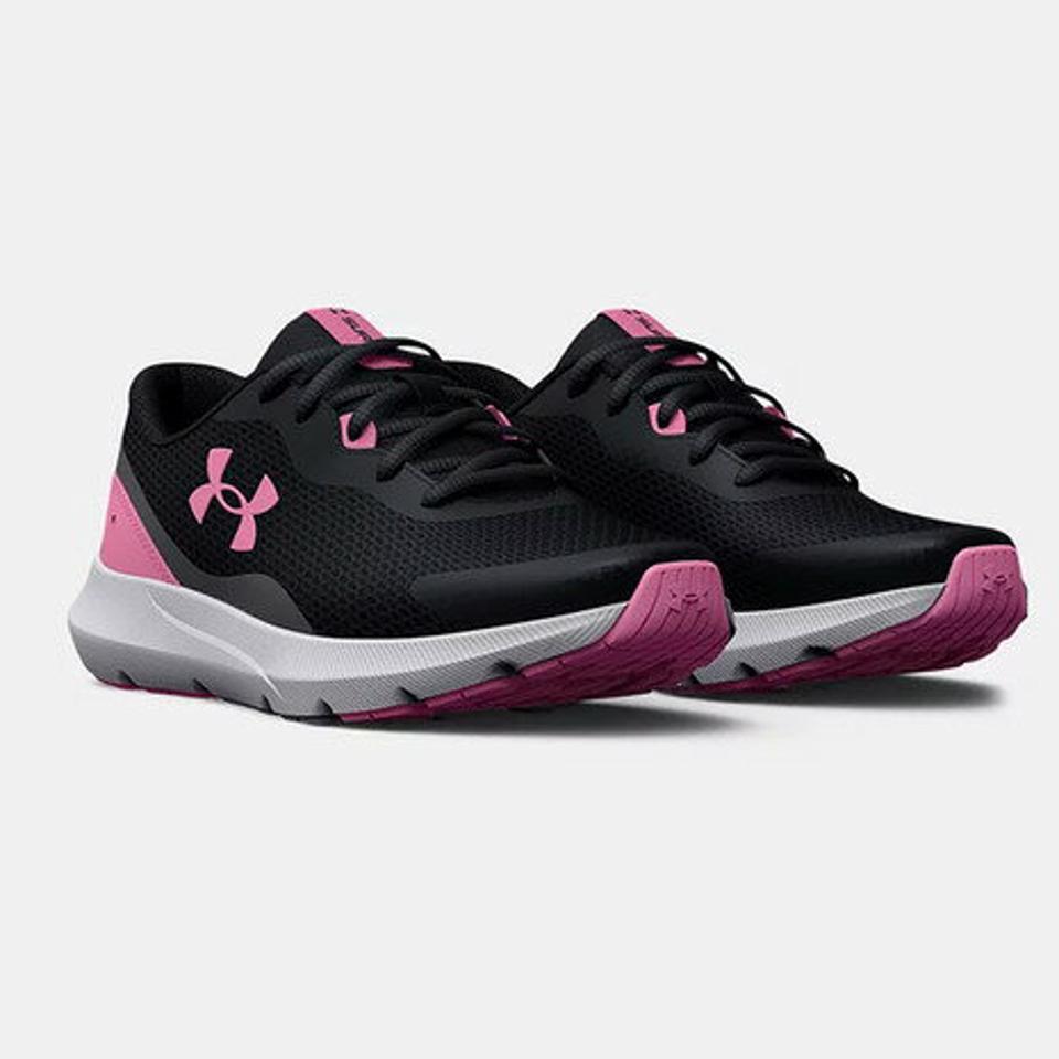 【2/25 24h限定 エントリー＆対象4店舗買い回りで最大P10倍！】アンダーアーマー（UNDER ARMOUR）（キッズ）ジュニア スニーカー 黒 サージ3 SURGE ブラック 3025013 001 ランニングシューズ