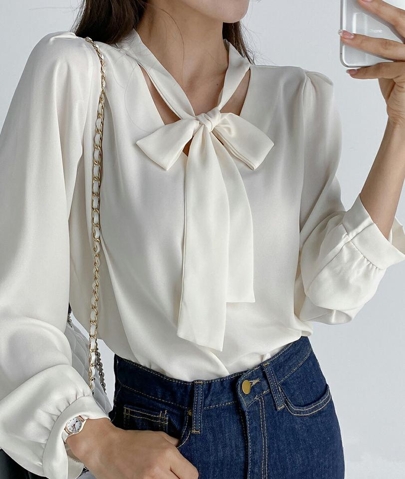 リボンVネックブラウス・t01714 レディース 【bl】トップス ブラウス 長袖 ボウタイ りぼん Vネック 襟コン 単色 無地 大人 フェミニン きれいめ オフィス ツヤ 光沢 パフスリーブ とろみ 白 ホワイト 春 秋 韓国ファッション