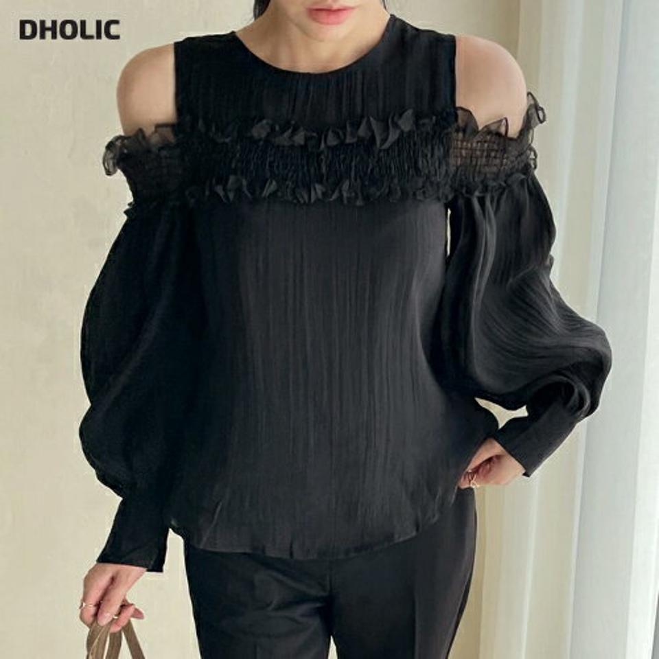 シアーオープンショルダーブラウス・t72646 レディース 【bl】ブラウス トップス 長袖 オープンショルダー 肩出し 肌見せ シアー 透け感 パフスリーブ オフショル 秋 春 フェミニン 上品 単色 ユニーク 黒 デコラティブ ワンホン 韓国ファッション ハイホリHIHOLLI