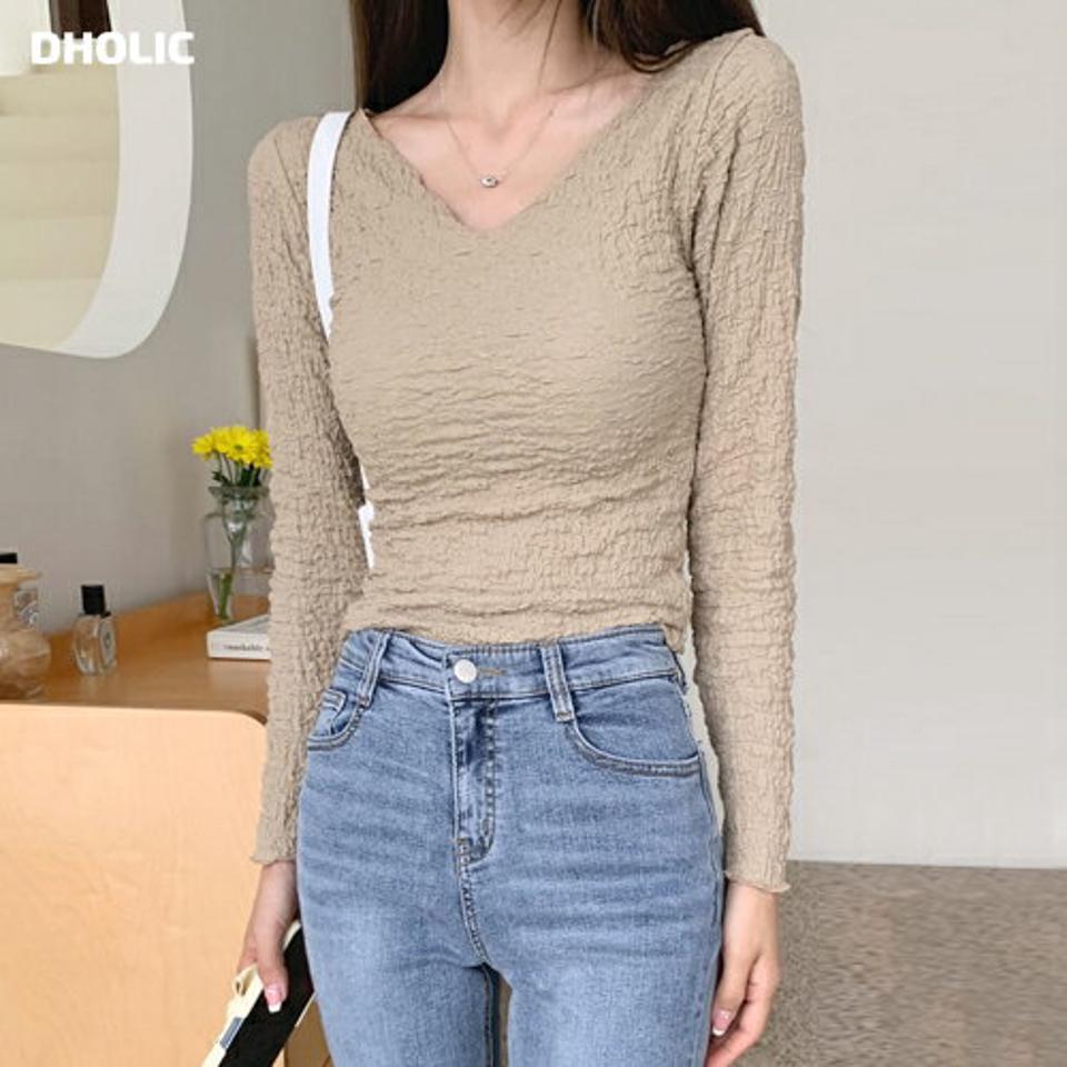 リンクルVネックTシャツ・t01224 レディース 【tops】トップス Tシャツ 長袖 Vネック リンクル デコルテ ぽこぽこ 単色 シンプル 大人 スリム ユニーク 個性的 くすみ クロップド丈 春 秋 韓国ファッション