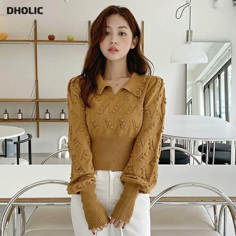 ポンポンカラーパンチングニット・b01220 レディース 【tops】トップス ニット 長袖 ポンポン ぽこぽこ テクスチャ ポロ襟 ユニーク かわいい 可愛い 袖コン リブ 単色 立体的 クロップド丈 パンチング 春 秋 韓国ファッション 人気