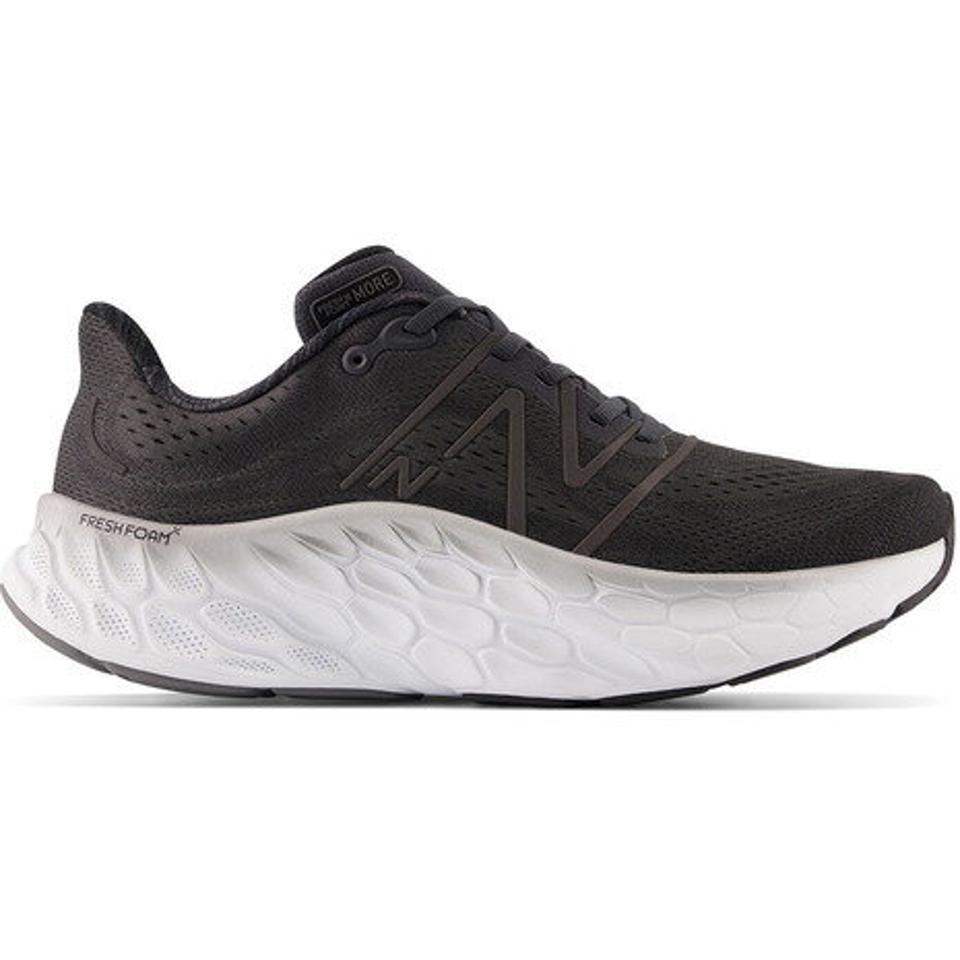 ニューバランス（new balance）（メンズ）ランニングシューズ フレッシュフォームモア v4 ブラック MMORGG42E スニーカー ジョギング ウォーキング 陸上