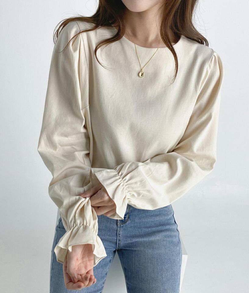 パフスリーブブラウス・t03310 レディース 【bl】トップス ブラウス 長袖 パフスリーブ 袖コン 単色 無地 シンプル ラウンドネック フェミニン オフィス きれいめ 大人 キャンディースリーブ 春 秋 韓国ファッション 人気