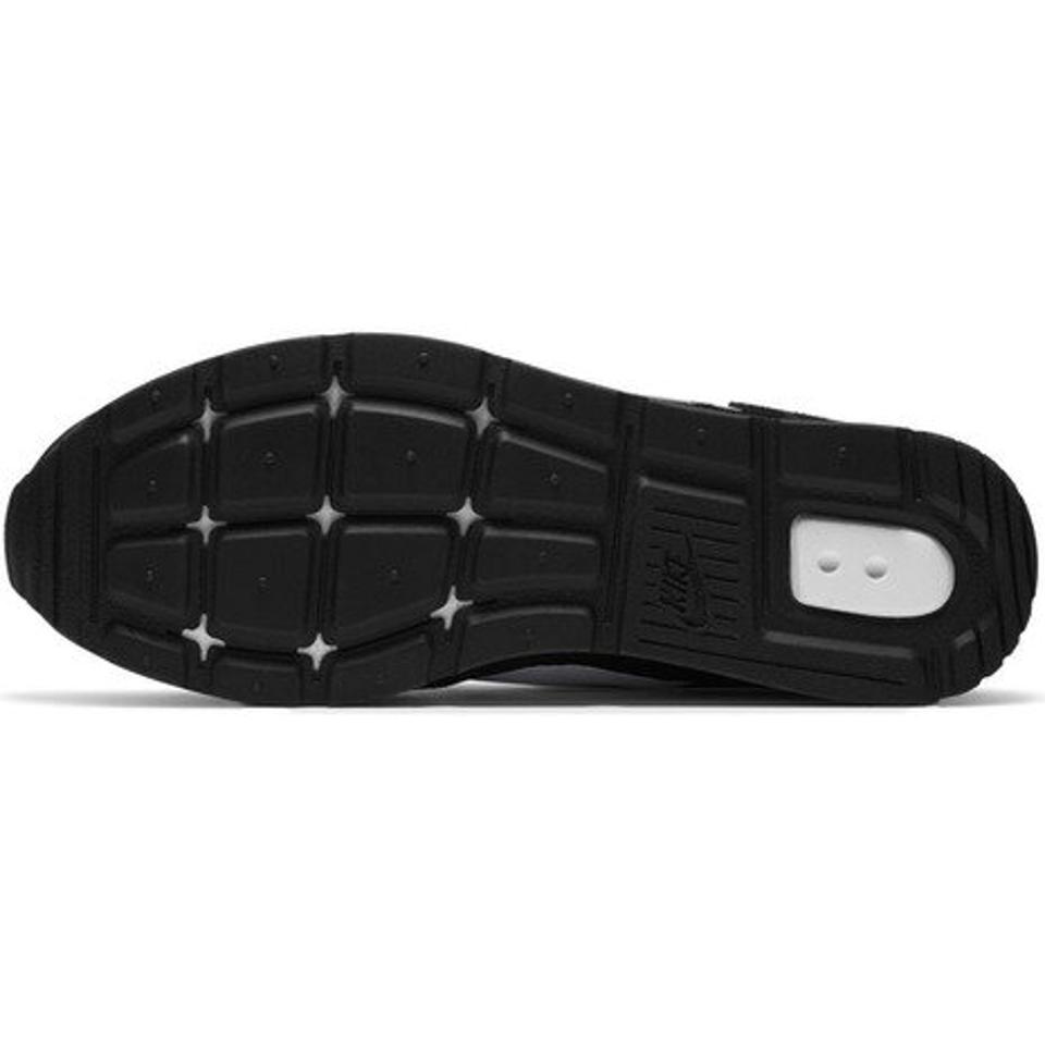 ナイキ（NIKE） ベンチャー ランナー VENTURE RUNNER ブラック 黒 CK2948-001 スニーカー スポーツシューズ カジュアル 靴 通勤 通学 シンプル （レディース）