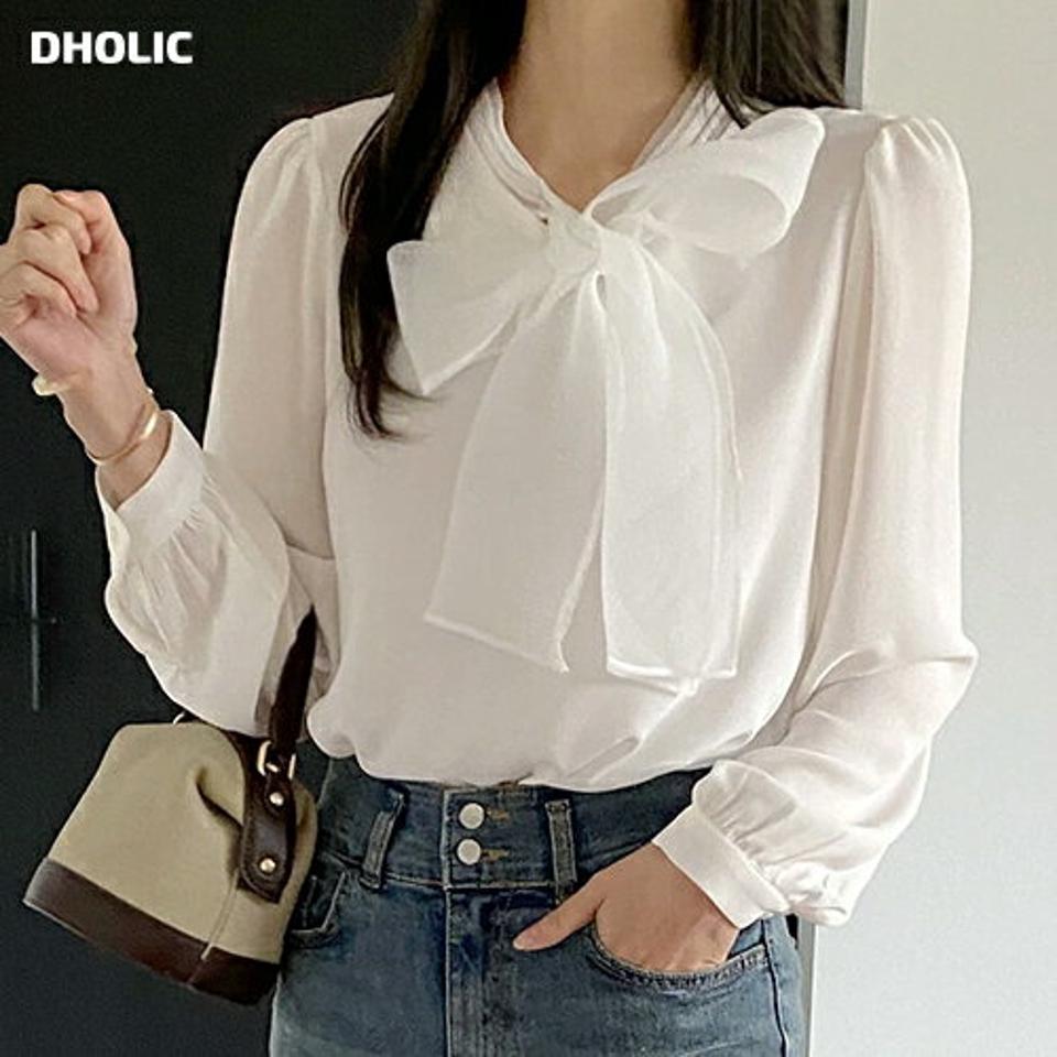 サテンリボンパフブラウス・b01076 レディース 【bl】トップス ブラウス 長袖 ボウタイ りぼん 襟コン サテン フェミニン 単色 無地 シンプル お呼ばれ パフスリーブ 春 秋 オケージョン ワンホン クリスマス 韓国ファッション HIHOLLI