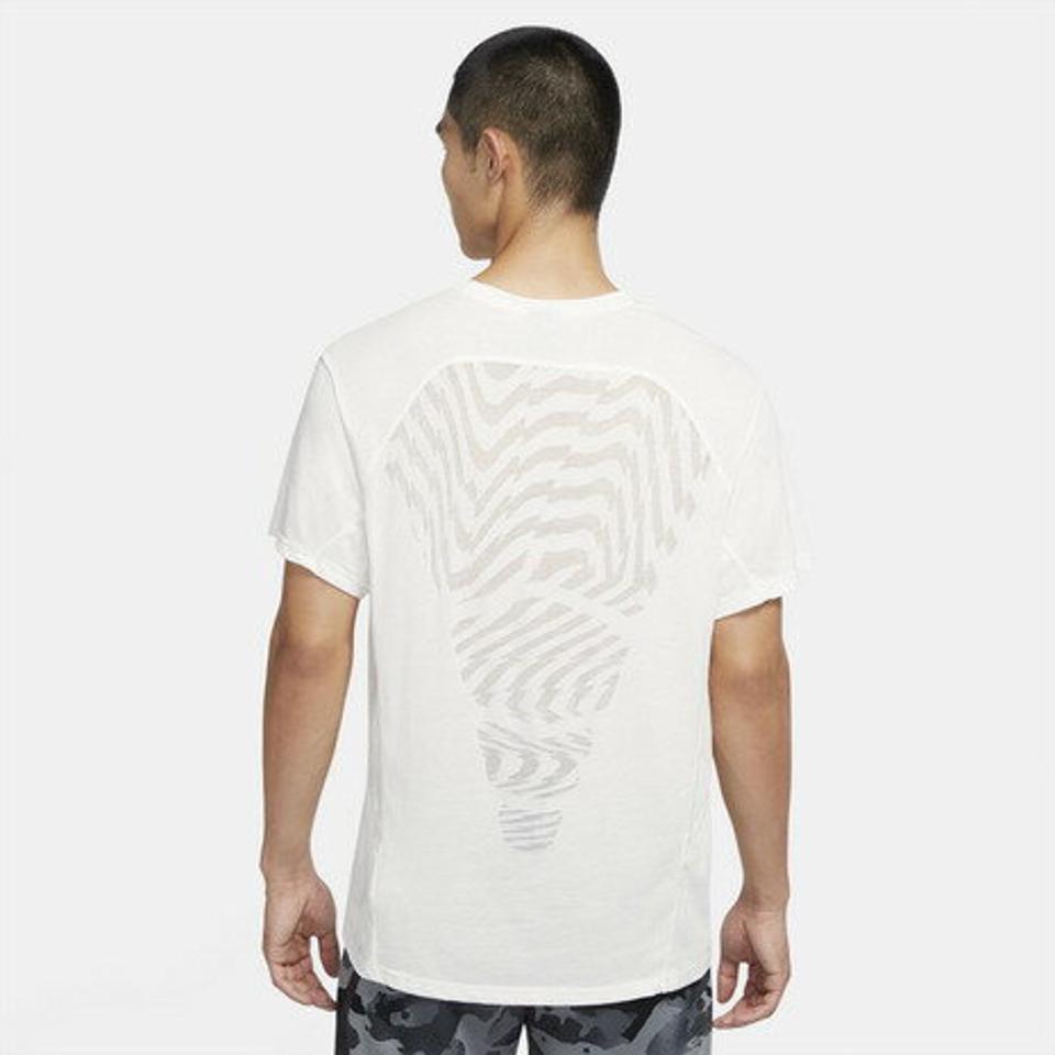 ナイキ（NIKE） トレーニングトップ 半袖Tシャツ CU5008-133 オンライン価格 （メンズ）