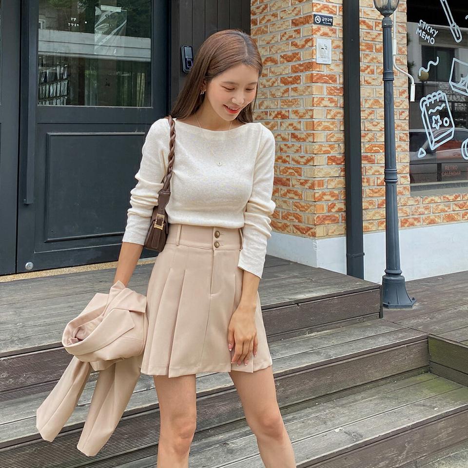 ボートネックスリムニット・t00005 レディース 【tops】トップス ニット 長袖 ボートネック スリム タイト 単色 無地 シンプル ベーシック 大人 年上 カジュアル ベージュ メランジカラー 春 秋 韓国ファッション 人気