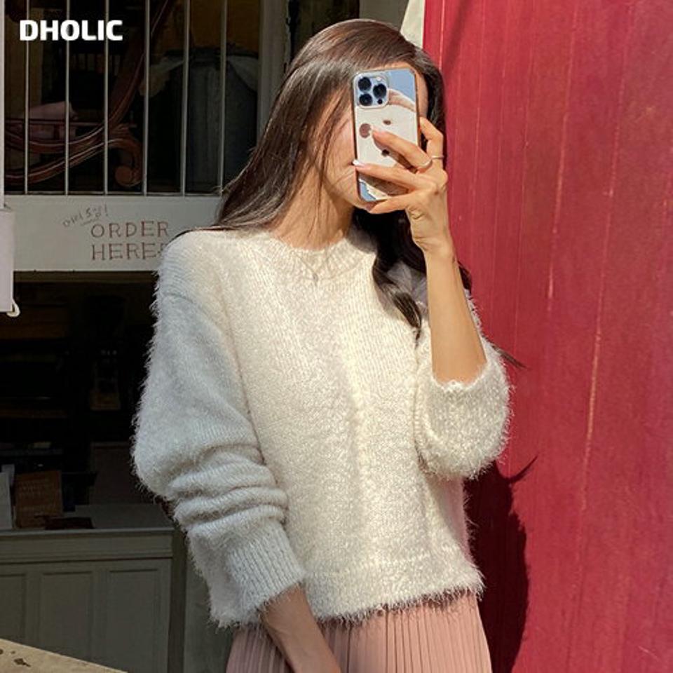 ソフトタッチクロップドニット・t00005 レディース 【tops】トップス ニット 長袖 ソフトタッチ 単色 無地 シンプル ベーシック 大人 モテニット カジュアル かわいい 白 ホワイト ラウンドネック ドロップショルダー もこもこ ふわふわ クリスマス 秋 冬 韓国ファッション