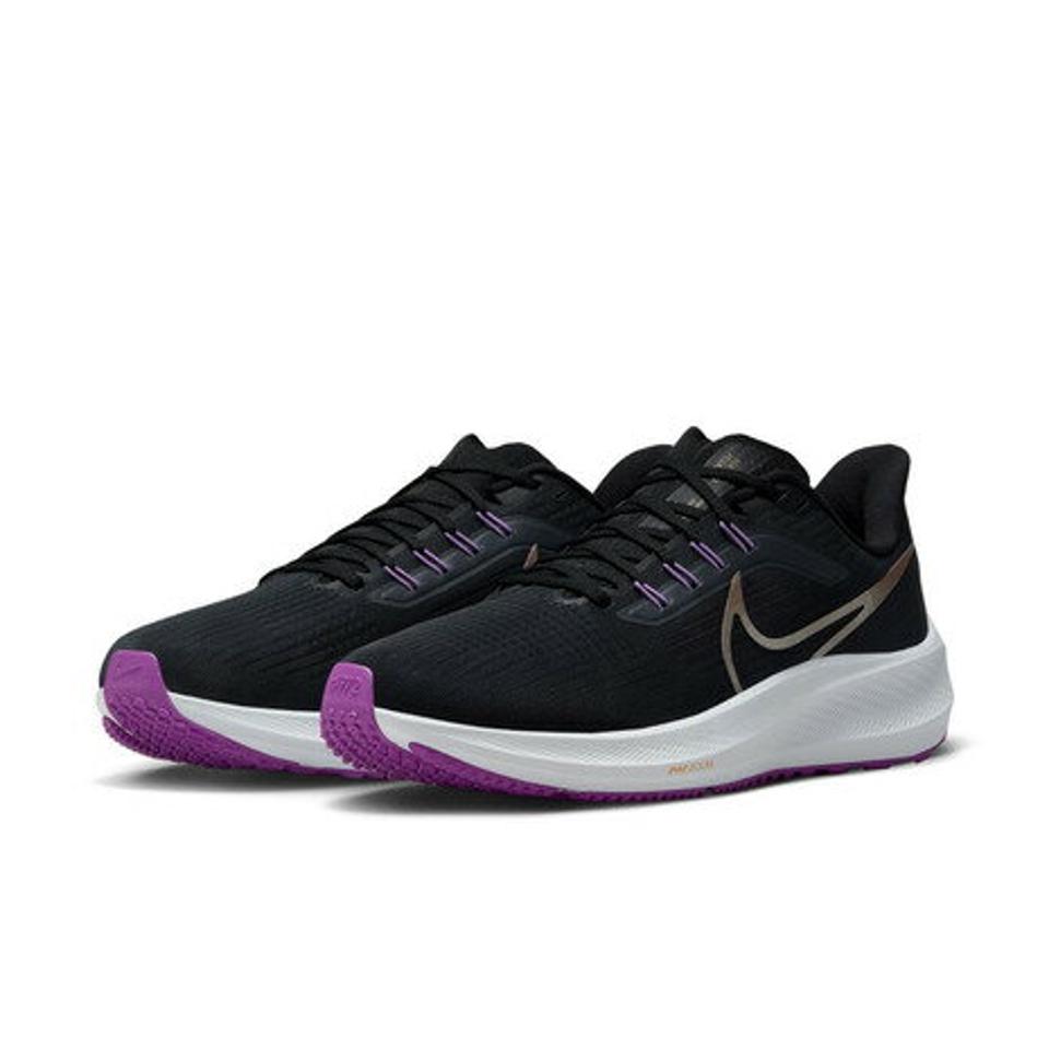 ナイキ（NIKE）（メンズ）ランニングシューズ エア ズーム ペガサス 39 ブラック DH4071-008 スニーカー 厚底 プレート トレーニング 軽量 駅伝 部活 マラソン