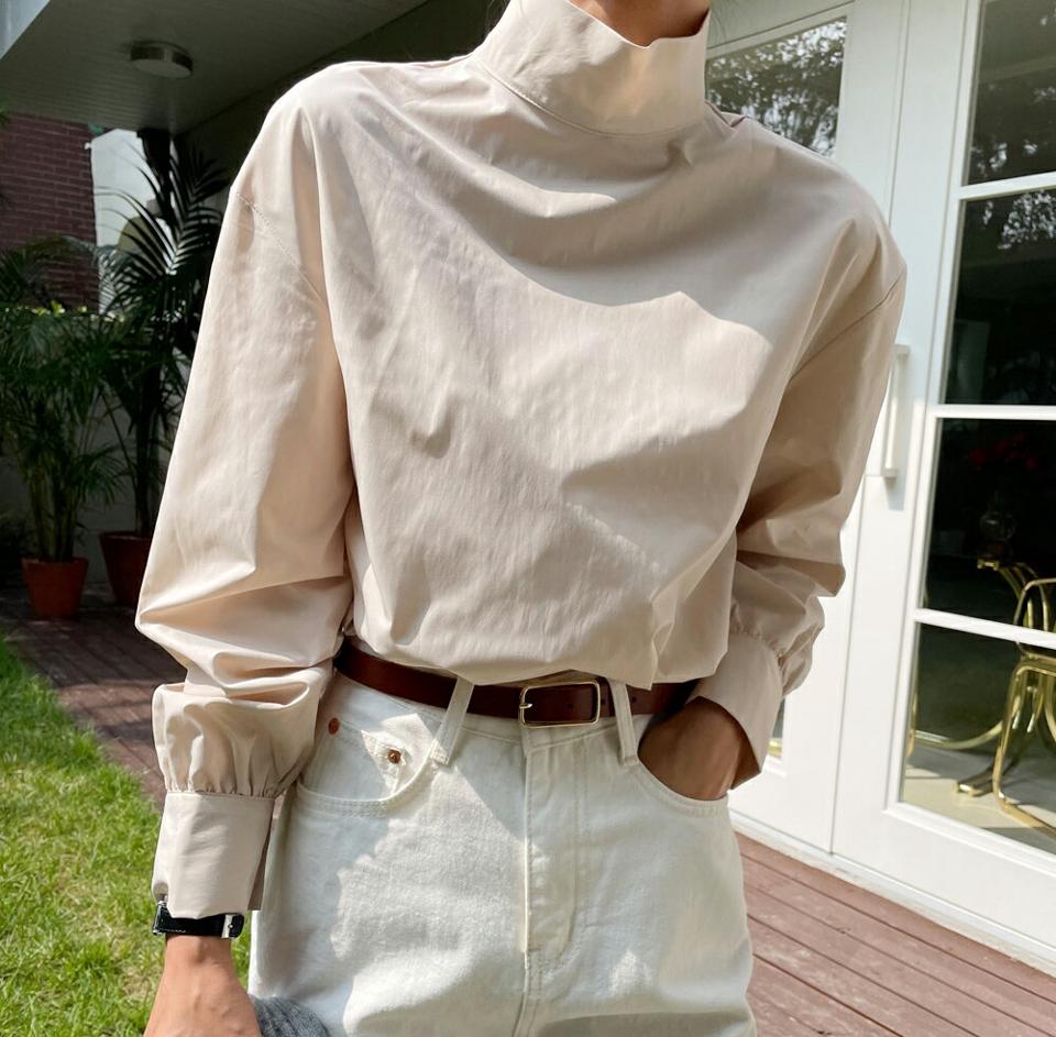 2WAYハーフネックボタンブラウス・t00024 レディース 【bl】トップス ブラウス 長袖 ハーフネック 大人 きれいめ 上品 前後着用自由 ゴールドボタン ドロップショルダー 単色 無地 シンプル フレンチ 骨格ウェーブ 春 秋 韓国ファッション