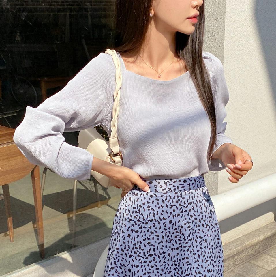 スクエアネックリブパフブラウス・t00085 レディース 【bl】トップス ブラウス 長袖 パフスリーブ スクエアネック リブ 単色 無地 シンプル 大人 フェミニン きれいめ デコルテ 鎖骨 ラグラン クロップド丈 オフィス 秋 冬 韓国ファッション