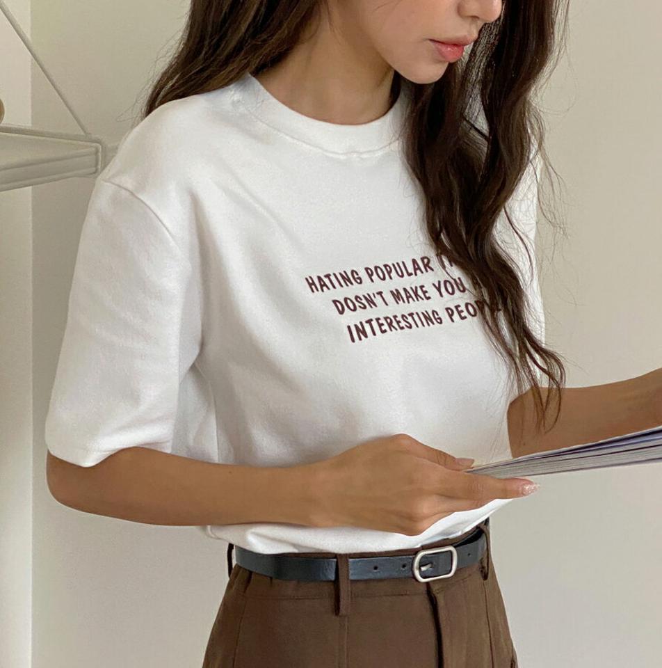 ピーチ起毛レタリング半袖Tシャツ・t00042 レディース 【tops】トップス Tシャツ 半袖 ハーフスリーブ ロゴ レタリング ピーチ起毛 ラウンドネック カジュアル ラフ シンプル ドロップショルダー メランジカラー　秋 韓国ファッション