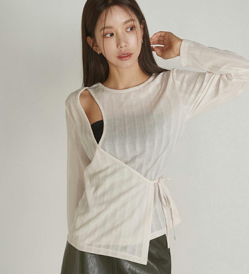 リボンラップリブ長袖Tシャツ・t00057 レディース 【tops】トップス Tシャツ 長袖 リブ ラップデザイン リボン インしない ラウンドネック 単色 シンプル カジュアル 肌見せ 露出 カットアウト カジュアル ユニーク 秋 冬 春 韓国ファッション