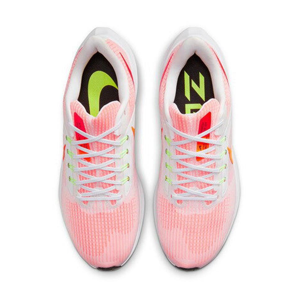 【2/5 24h限定 エントリー＆対象4店舗買い回りで最大P10倍！】ナイキ（NIKE）（メンズ）ランニングシューズ エア ズーム ペガサス 39 ホワイト ピンク DH4071-102 スニーカー 厚底 プレート トレーニング 駅伝 部活