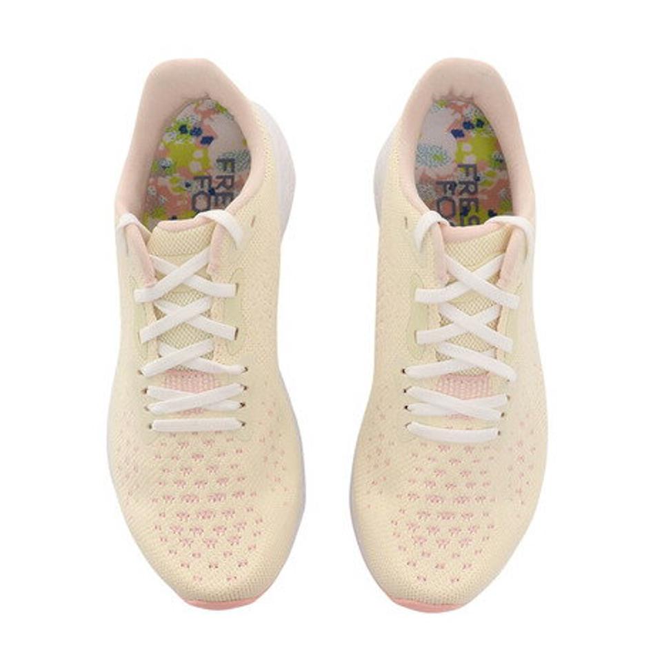 ニューバランス（new balance）（レディース）ランニングシューズ レディース クリーム フレッシュフォーム Fresh Foam X Tempo v2 WY2 WTMPOWY2B スニーカー