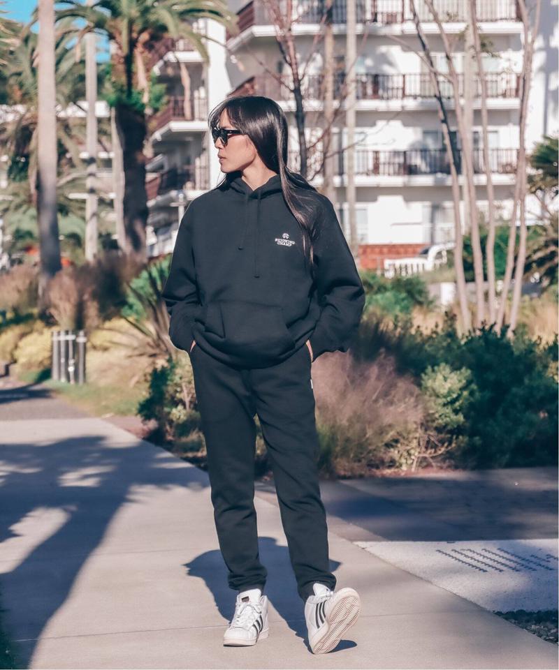 日本限定 EMB. RELAXED PULLOVER HOODIE MID（MWT)（REIGNING CHAMP）