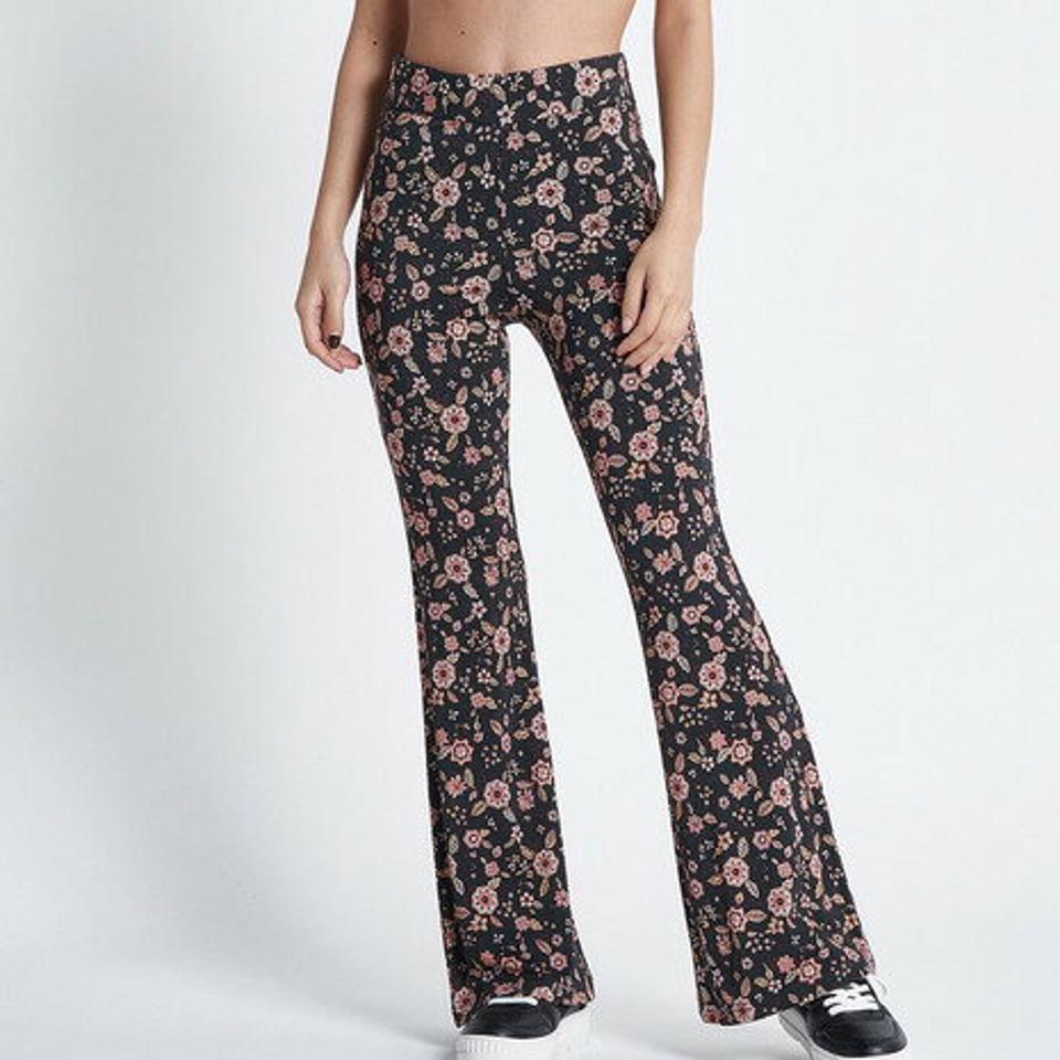 【11/5 24h限定 エントリー&対象4店舗買い回りで最大P10倍!】ロキシー(ROXY)(レディース)HIPPIE PANTS フレア パンツ 22FWRPT224004NVY