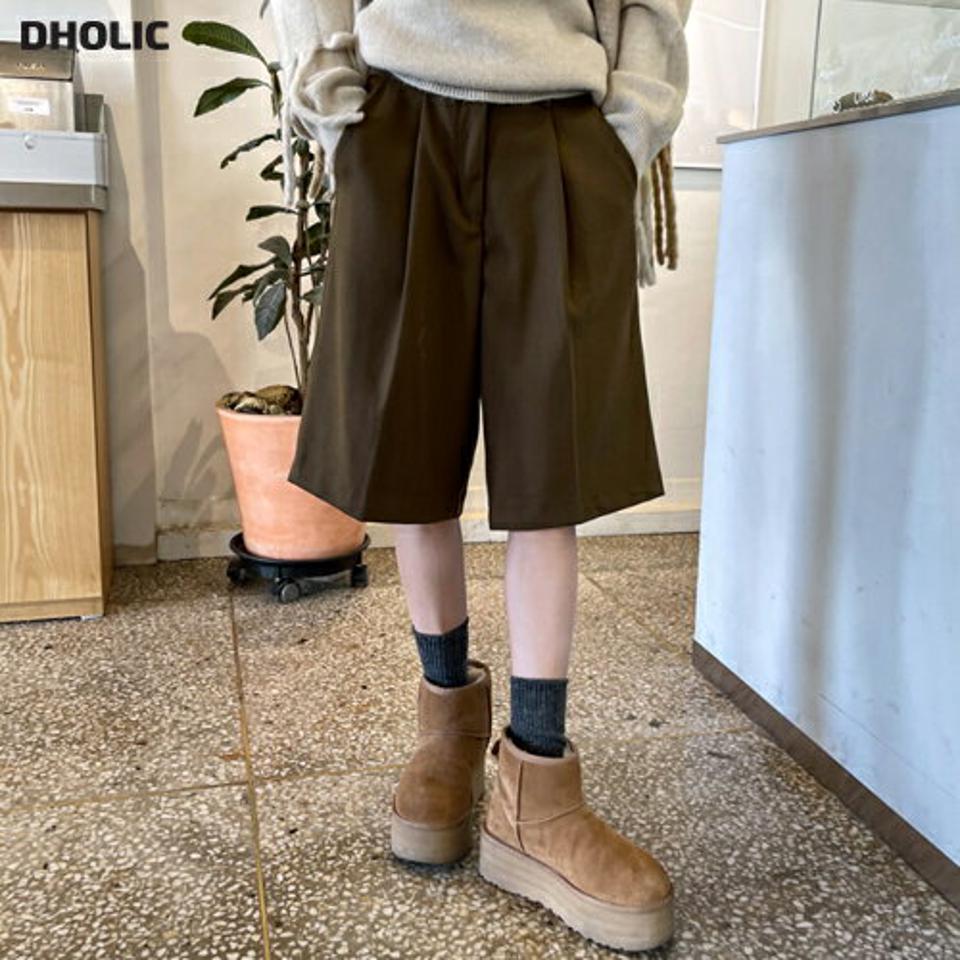 タックハーフパンツ・t00090 レディース 【pt】パンツ ズボン 半ズボン ハーフパンツ タック 単色 無地 シンプル ベーシック 大人 きれいめ ベルトループ ワイド ハイウエスト ダーツ 秋 冬 韓国ファッション 人気