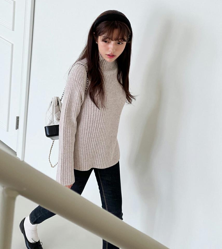 【10%OFF】ウール混リブハイネックニット・b00080 レディース 【tops】トップス ニット 長袖 ハイネック リブ ウール 単色 無地 シンプル ベーシック 緑 グリーン カラーニット 大人 カジュアル ラフ サイドスリット ラグラン クリスマス 冬 韓国ファッション 人気 KWセール