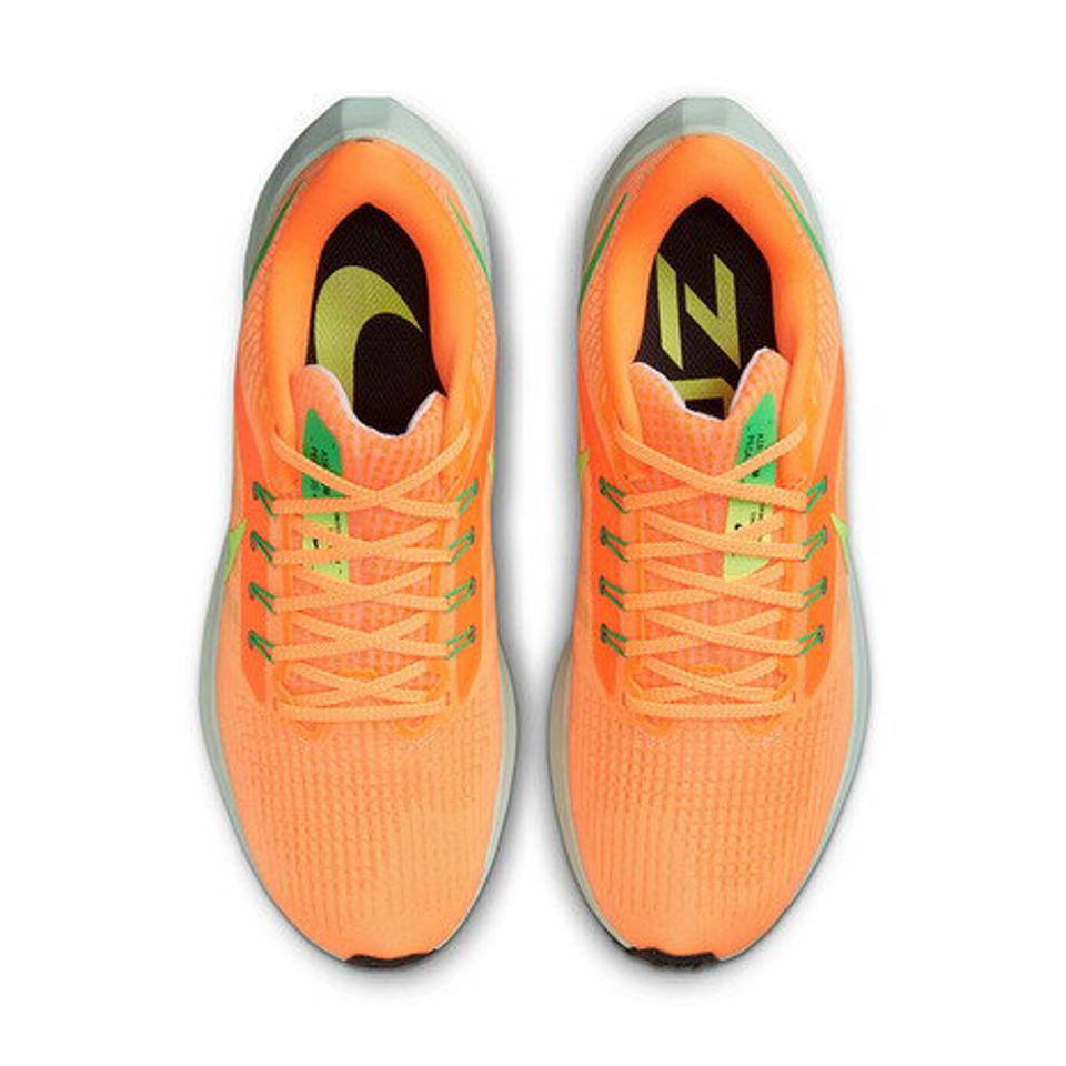 ナイキ（NIKE）（レディース）ランニングシューズ エア ズーム ペガサス 39 オレンジ DH4072-800 スニーカー 厚底 プレート ジョギング 駅伝 部活 マラソン