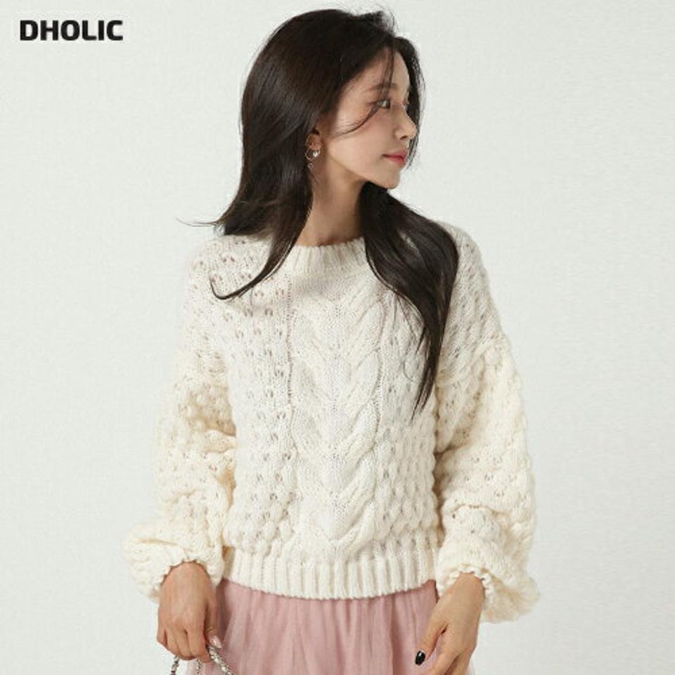 クロップドケーブルニット・t00111 レディース 【tops】トップス 長袖 ニット ケーブル編み クロップド丈 ラウンドネック 単色 シンプル カジュアル ドロップショルダー 秋 冬 韓国ファッション