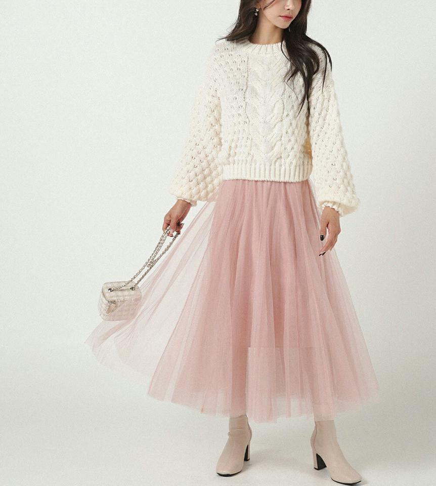 クロップドケーブルニット・t00111 レディース 【tops】トップス 長袖 ニット ケーブル編み クロップド丈 ラウンドネック 単色 シンプル カジュアル ドロップショルダー 秋 冬 韓国ファッション