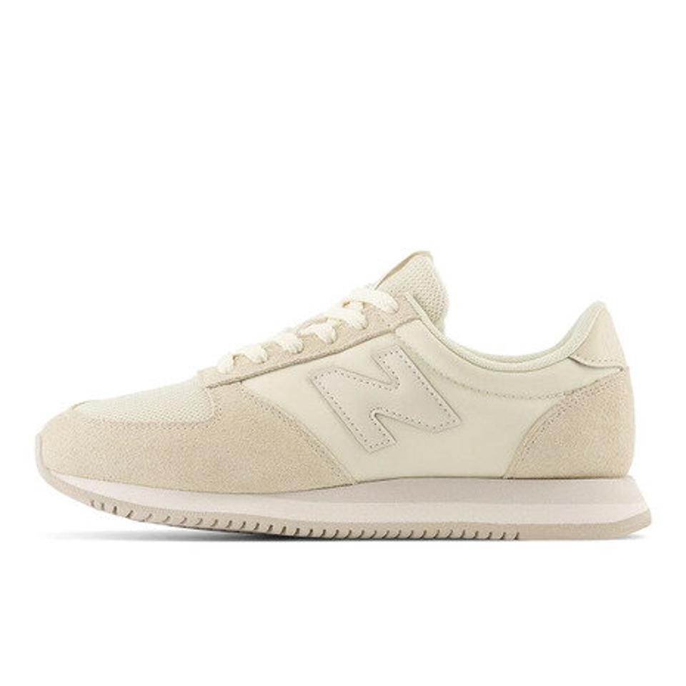 ニューバランス（new balance）（レディース）スニーカー 白 WL420M RC オフホワイト WL420MRCB スエード 異素材 おしゃれ レトロ 通勤 通学 オフィス