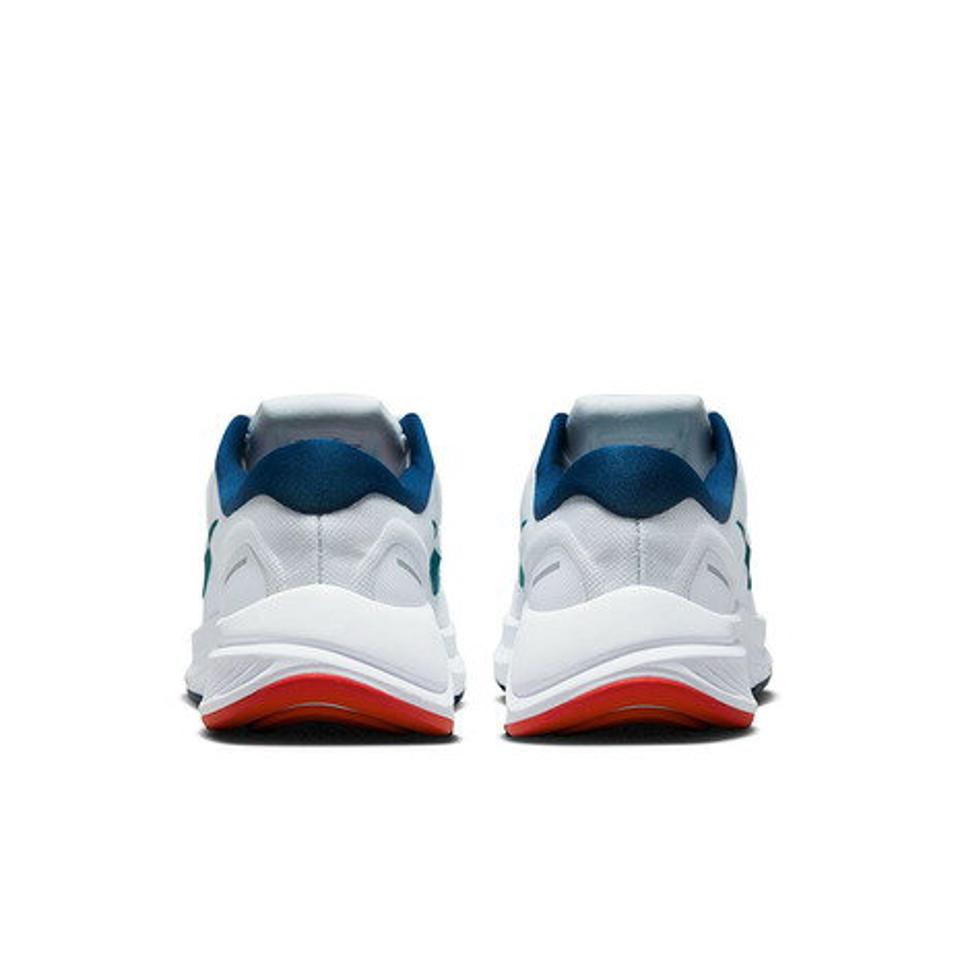 【1/25 24h限定 エントリー＆対象3店舗買い回りで最大P10倍！】ナイキ（NIKE）（メンズ）ランニングシューズ メンズ 白 エア ズーム ストラクチャー 24 ホワイト DA8535-102 スニーカー ジョギングシューズ