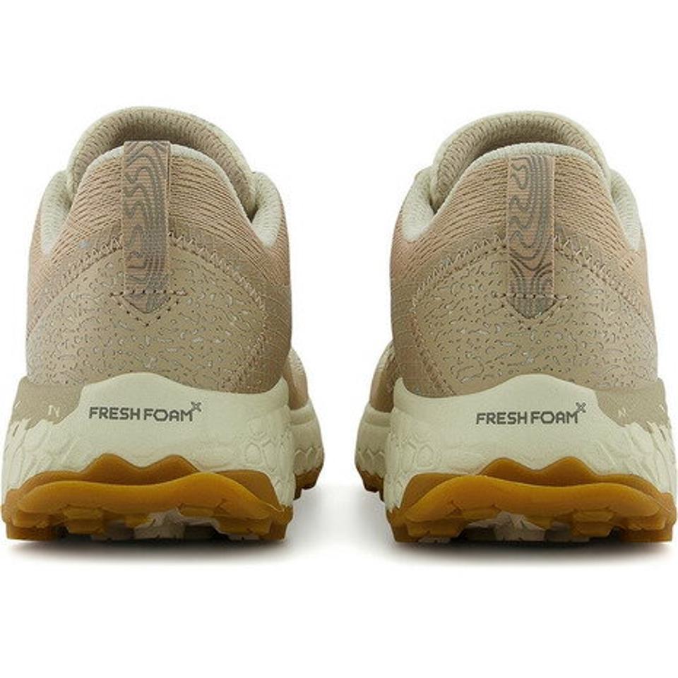 【2/25 24h限定 エントリー＆対象4店舗買い回りで最大P10倍！】ニューバランス（new balance）（レディース）スニーカーフレッシュフォーム ヒエロ ベージュ WTHIERQ7B トレイルランニングシューズ タウンユース 山登道
