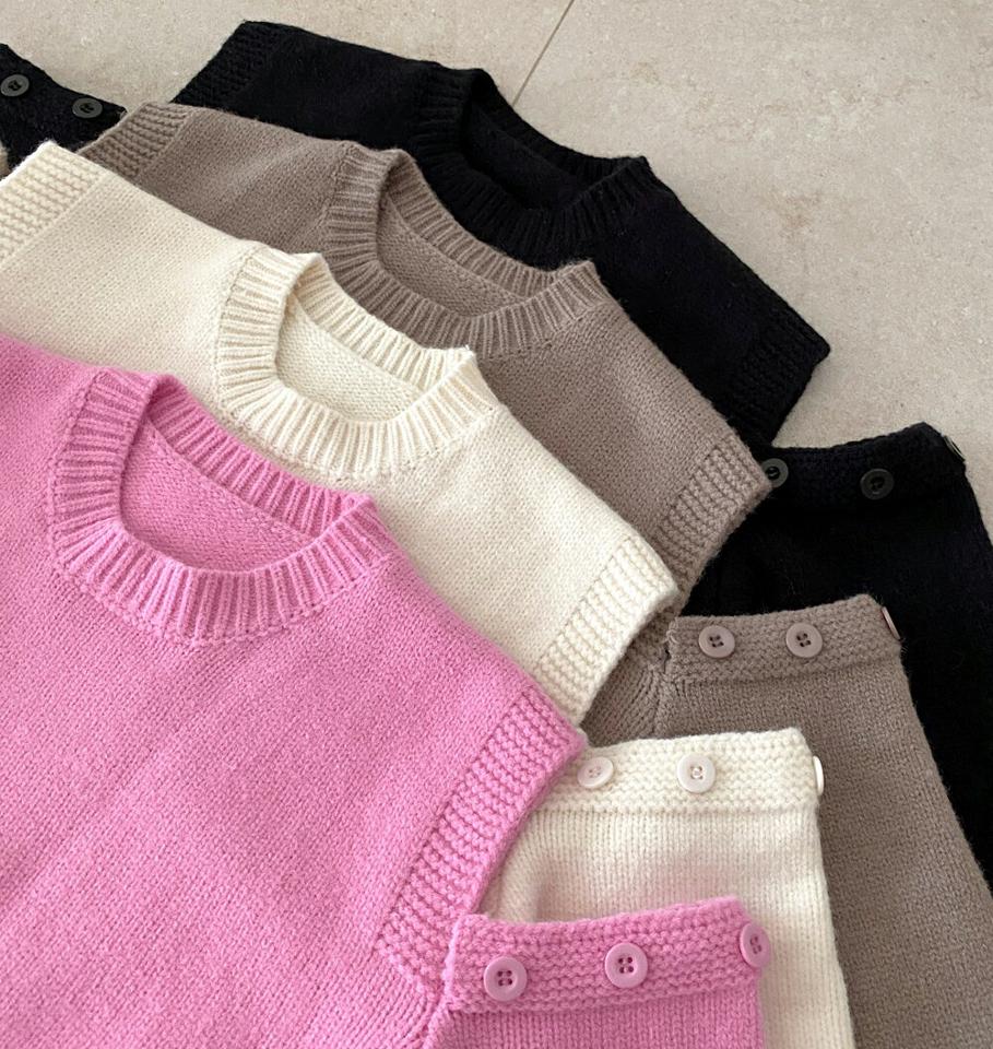 ウール混スリットボタンニット・t00095 レディース 【tops】トップス ニット 長袖 ウール 単色 無地 シンプル カジュアル ユニーク 肌見せ 肩出し 肩スリット ラウンドネック かわいい 可愛い 秋 冬 韓国ファッション