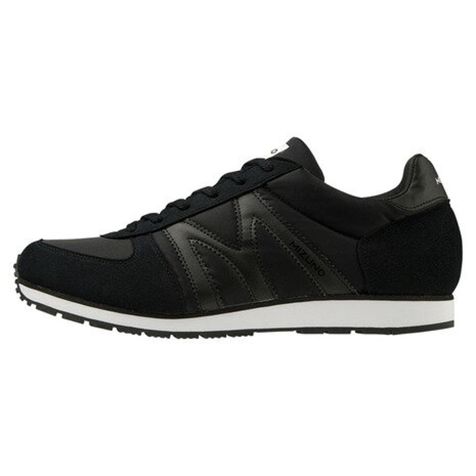 【4/15 24h限定 エントリー＆対象3店舗以上買い回りで最大P10倍！】ミズノ（MIZUNO）（メンズ、レディース）スニーカー MR1 黒 ブラック グレー 赤レッド D1GF2214 通勤 通学 普段履き カジュアルシューズ 軽量化 フィット感